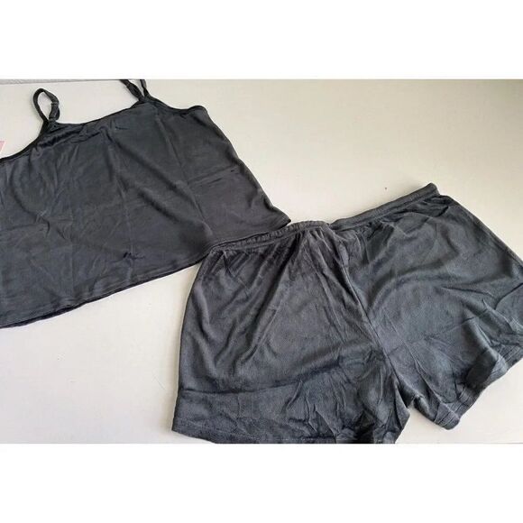 Juicy Couture Pj Set Women’s XL Black Velvet Shorts Lounge JC5285A Rhinestones - Picture 10 of 10